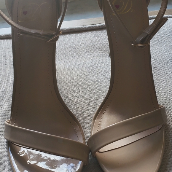 Patent Beige Heels - Picture 2 of 9